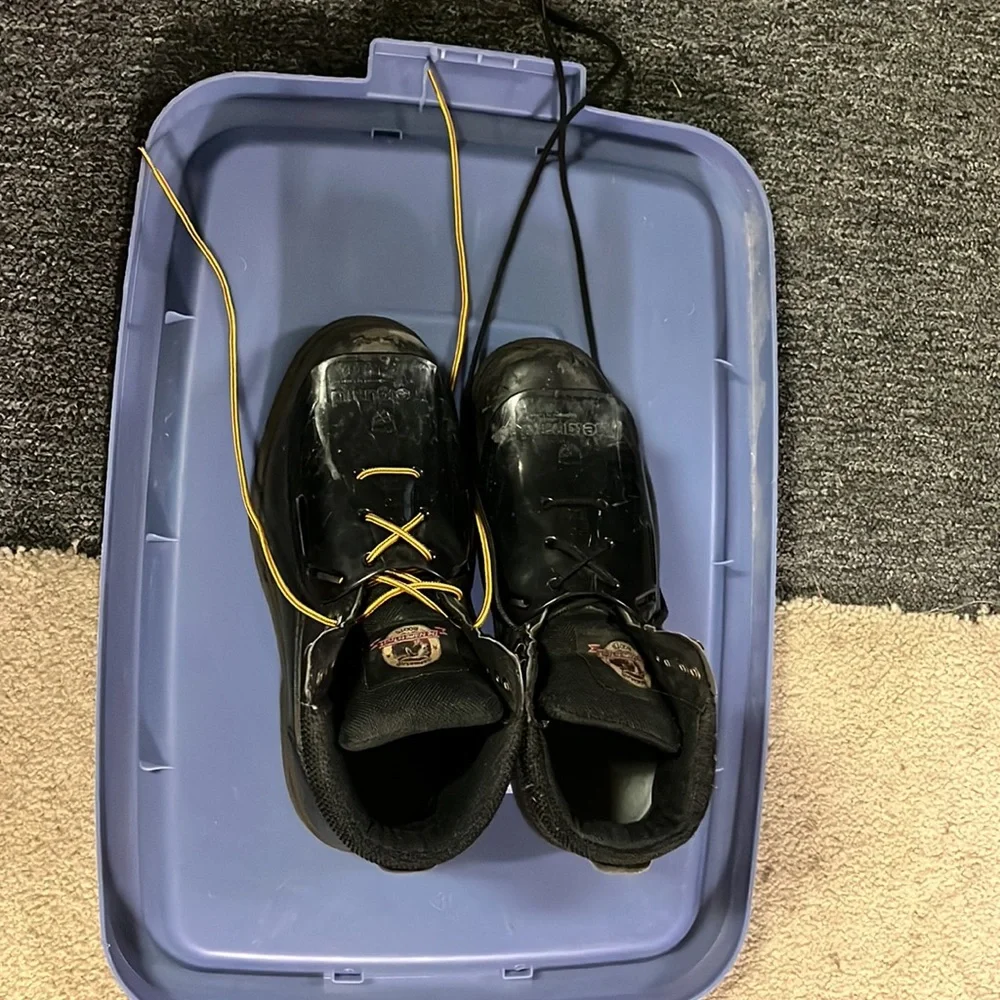 Used Brahma steel toe boots - Picture 2 of 13